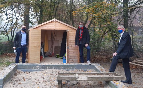 Pavillons und Hütte für die OGS Maria-Frieden-Schule durch VR-Westmünsterland Bildungsinitiative